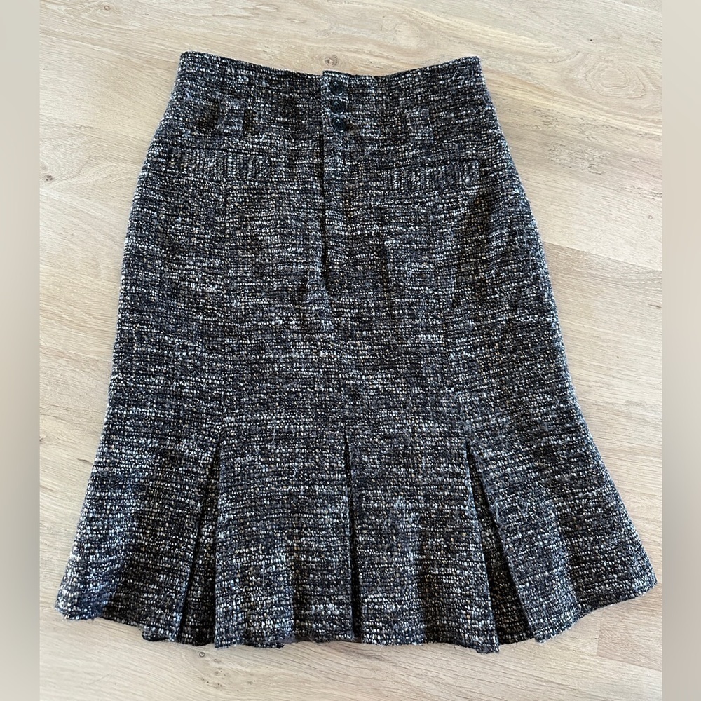 Nanette Lepore tweed tulip skirt size 4
